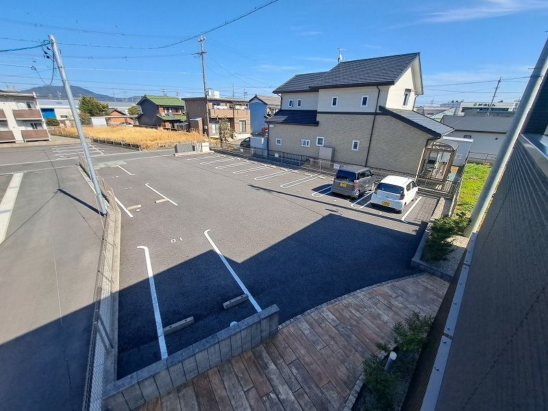 クレイノ鶴ヶ浜 駐車場