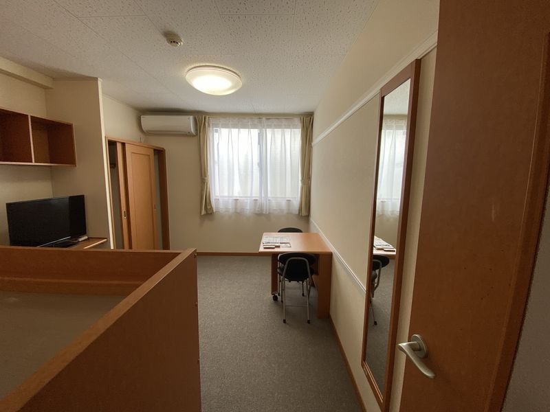 レオパレス北原 居間