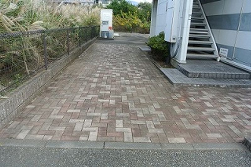 レオパレスエクセル エントランス