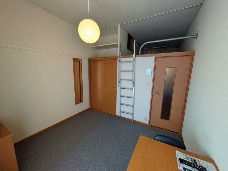 レオパレスルミエール野上 居間
