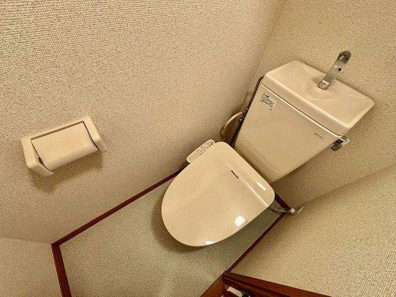 レオパレスコハギ トイレ