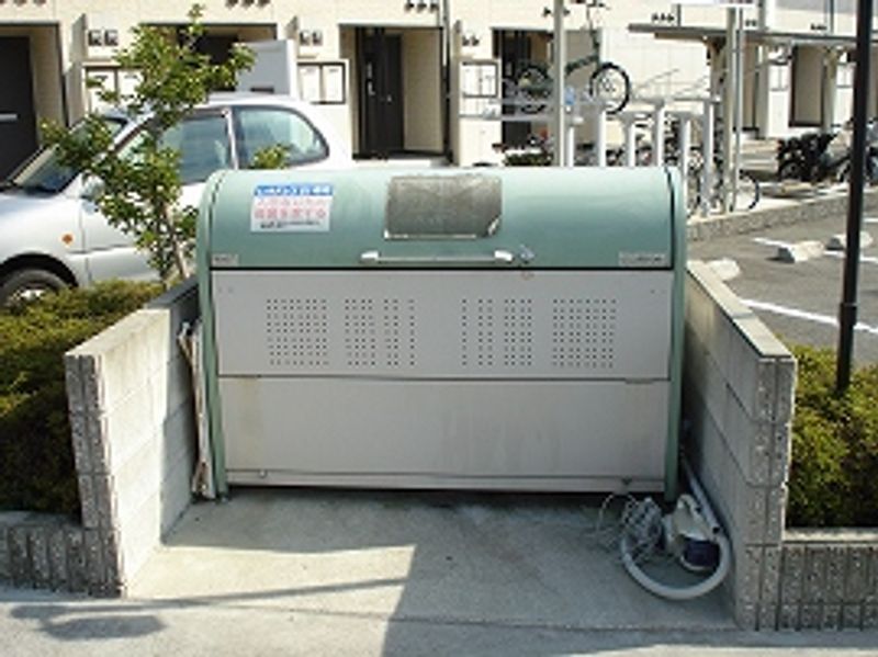 レオパレス高田井 共用部分