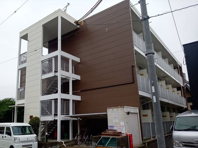 レオパレスフェリスⅡ 外観