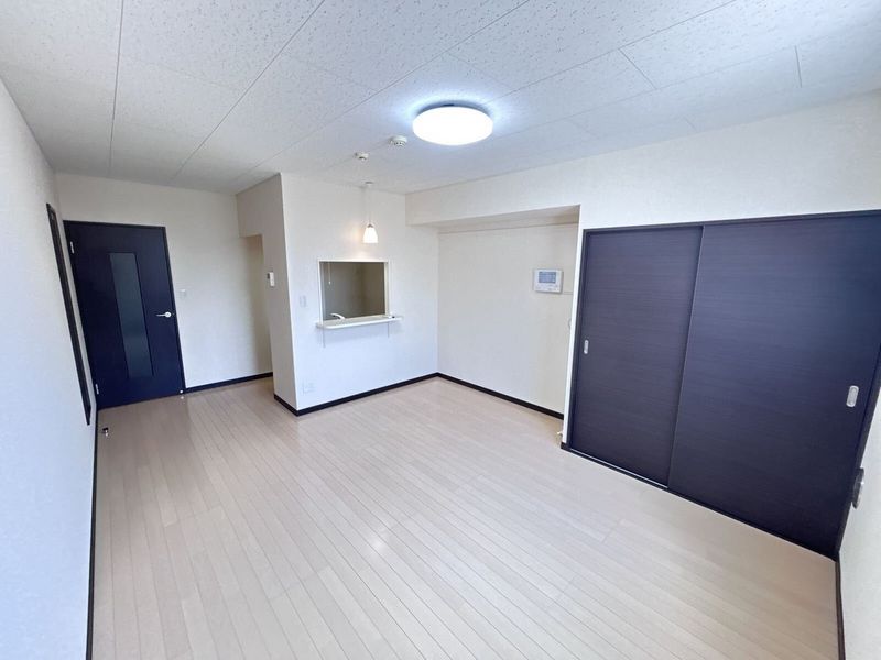 レオネクストＨｉｒｏ　Ⅲ 居間