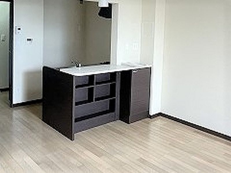 レオネクストＨＩＤＡＭＡＲＩ 居間