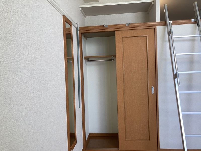 レオパレスことぶき 収納