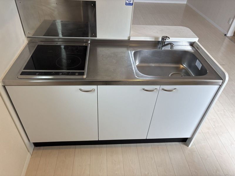 LEONEXT Yukari III Kitchen
