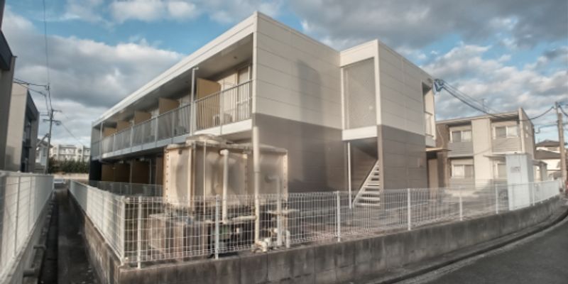 レオパレスレグルス 外観