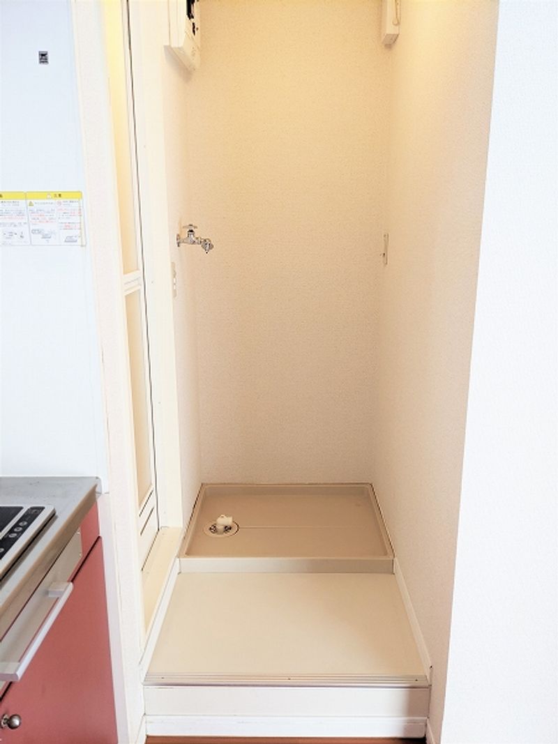 レオパレスフローラ 洗面所