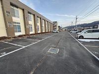 leopalace Chez Soi Parking lot