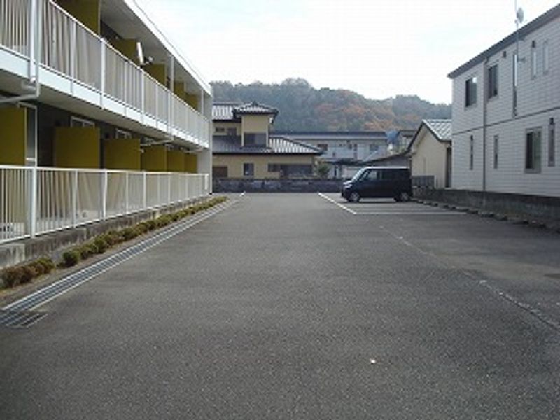 レオパレスＫａｗａｈａｒａｄａ その他
