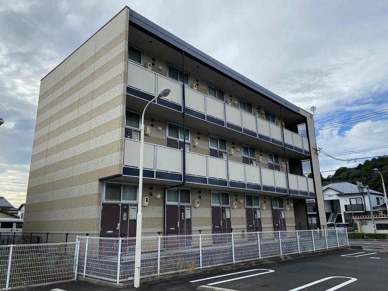 レオパレス池垣 外観