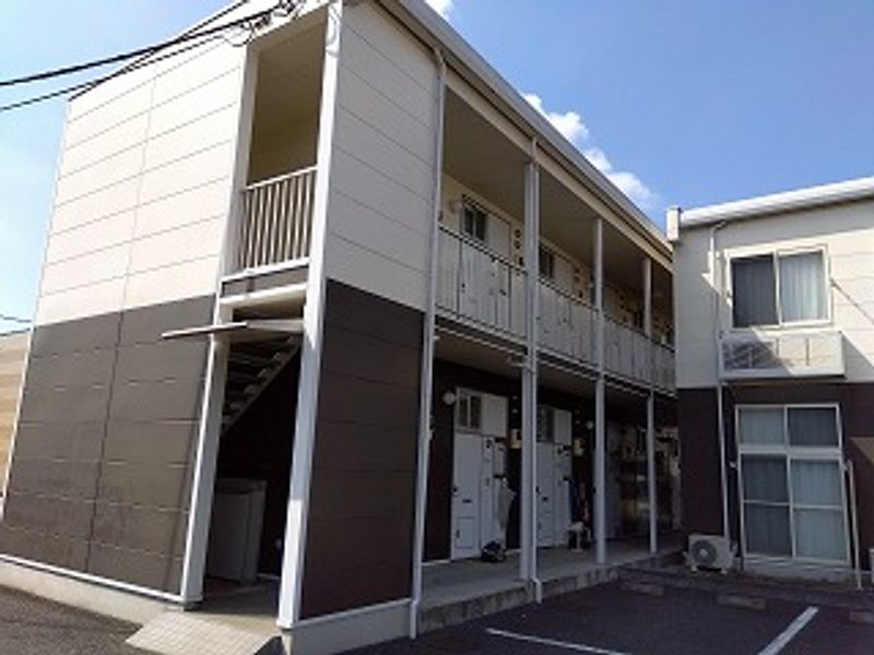 レオパレスボーリユトトロ 外観