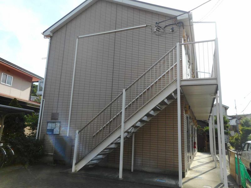 レオパレス湘南深沢 外観
