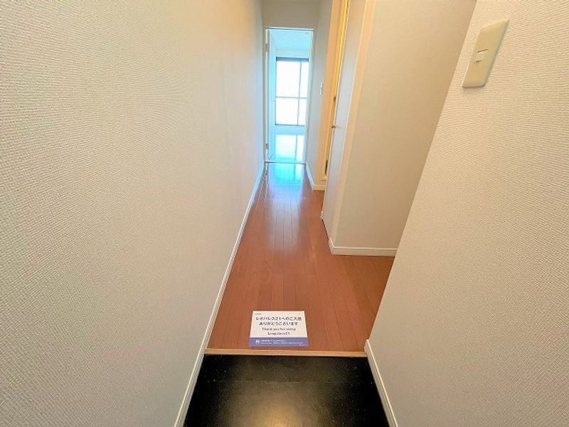 レオパレス光ＧＡＲＤＥＮ 玄関