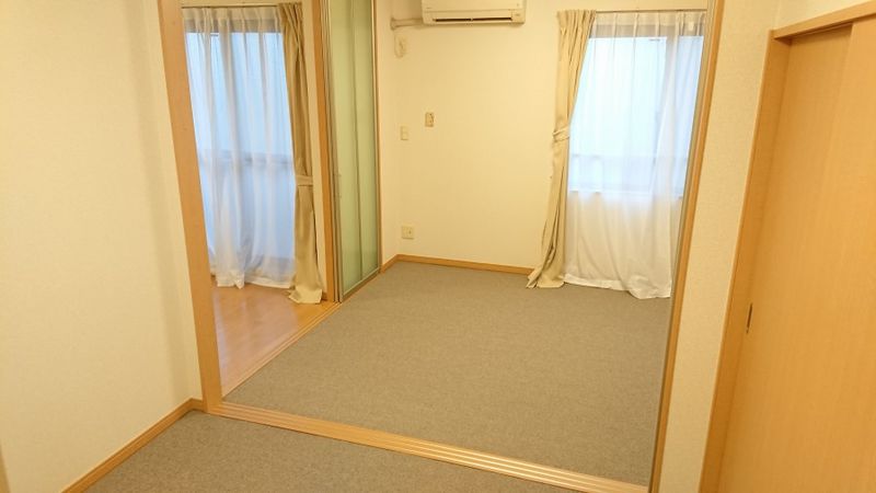 レオパレスアルカンシェル 寝室