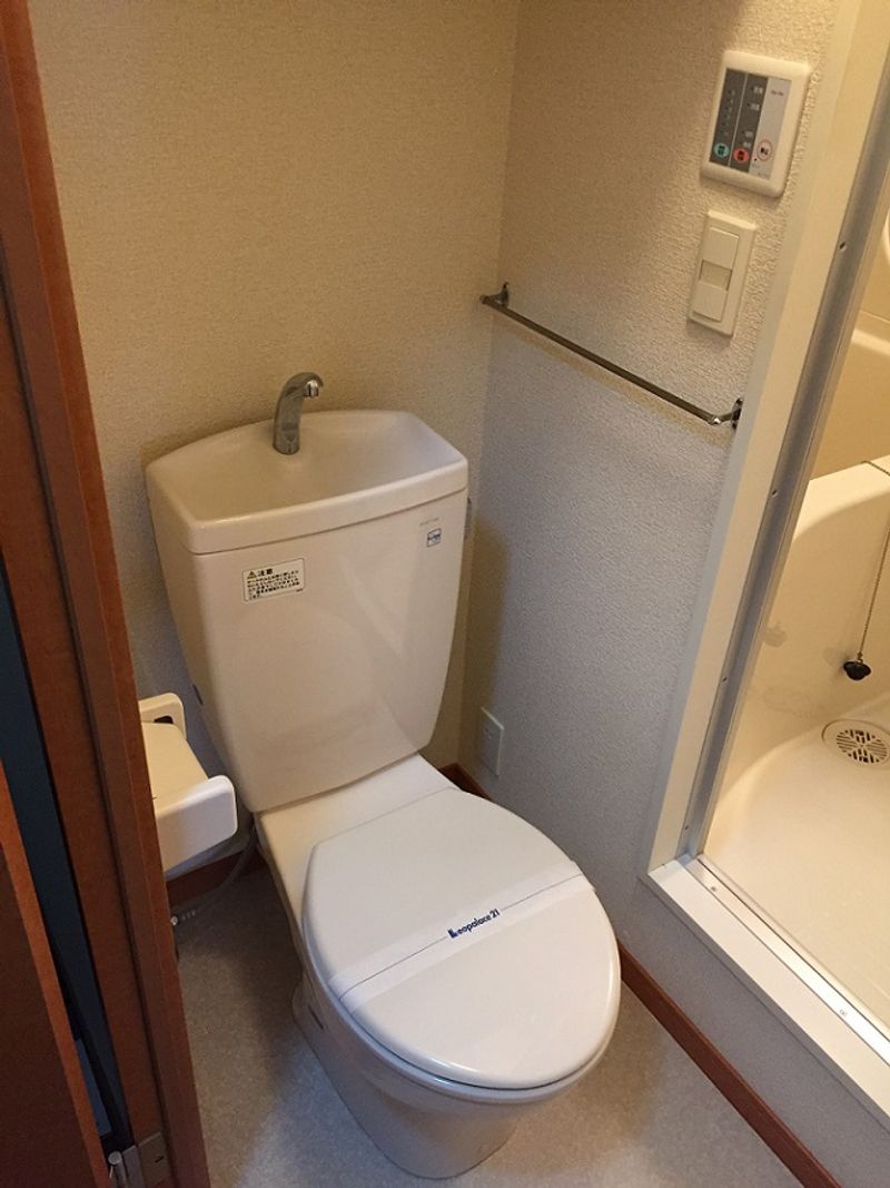レオパレス甲斐住吉 トイレ