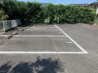 レオパレスアプリコット・イン 駐車場