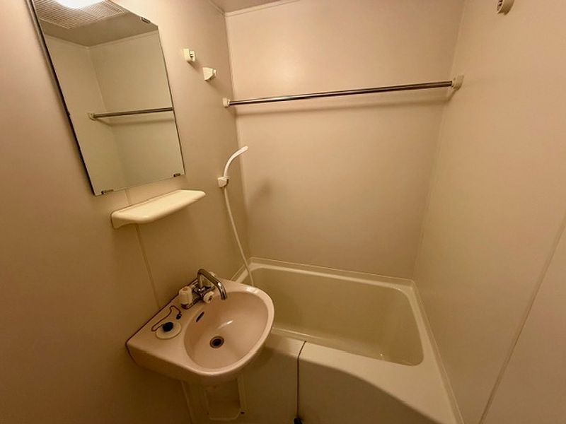 leopalace Glory II Bathroom