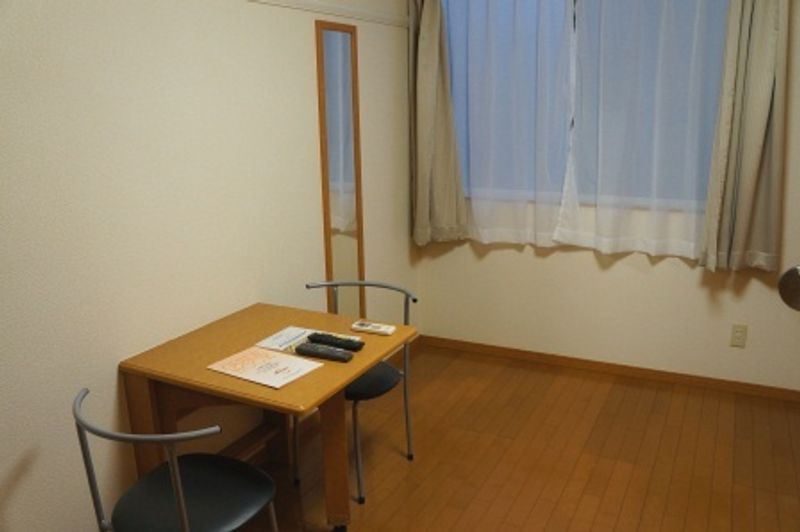 レオパレスＣａｌｍ戸倉Ⅰ 居間