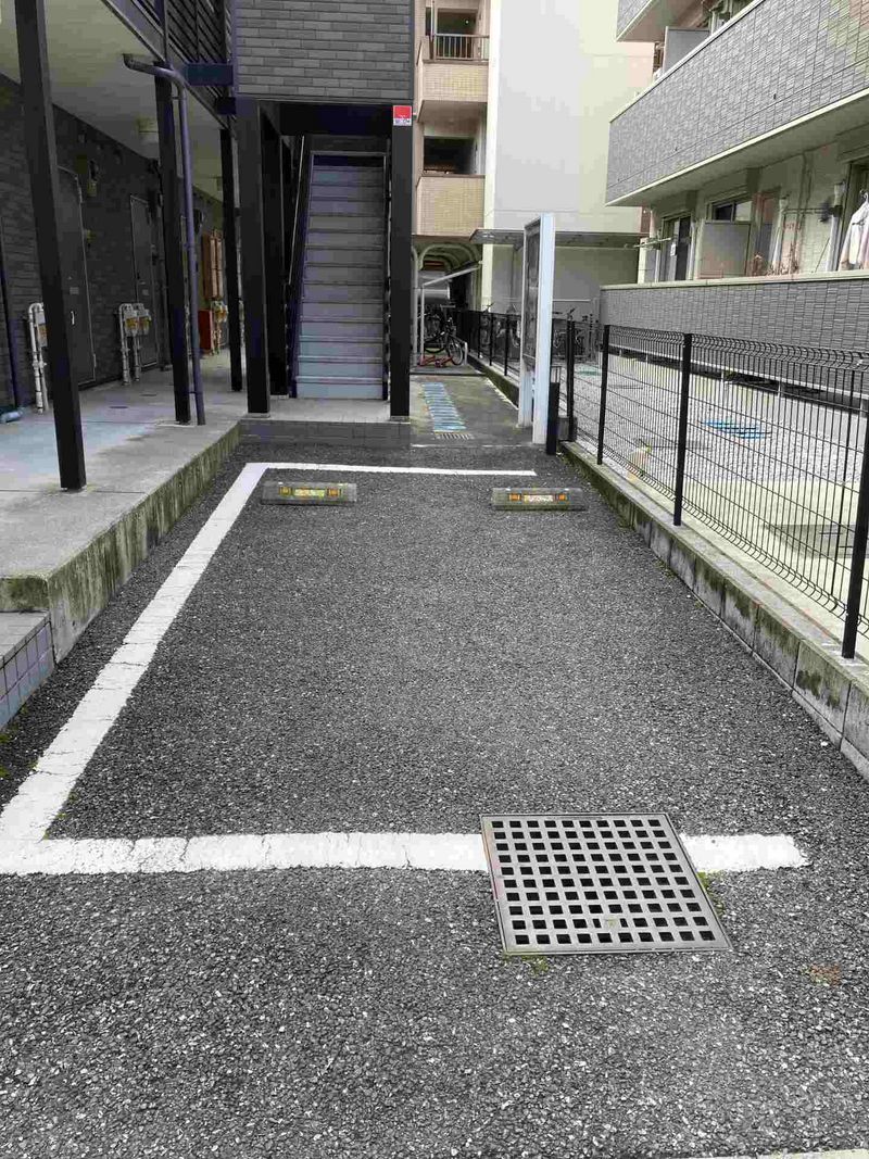 レオネクストグリーンヒルズ１８ 駐車場