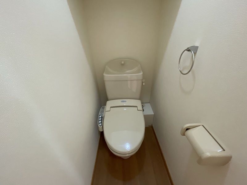 leopalace Piatto Toilet