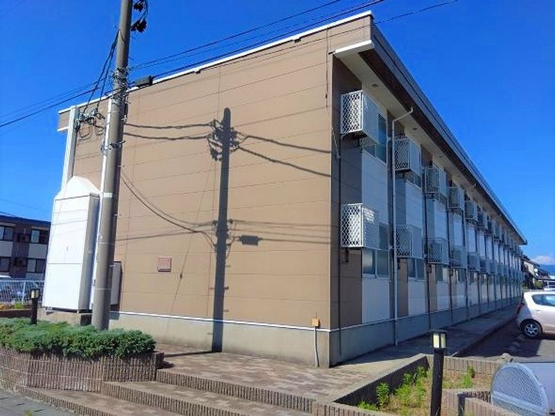 レオパレスティアラ 外観