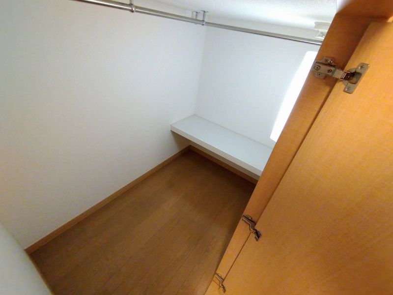 レオパレスＡＮＮＥＸタチバナ 収納