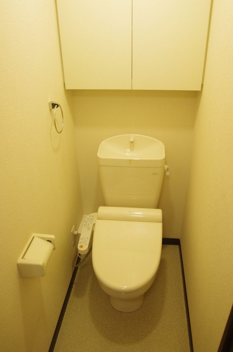 レオネクストレークサイドナカノ トイレ