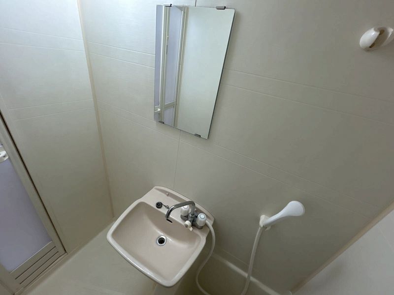 レオパレスグリーン青毛 洗面台
