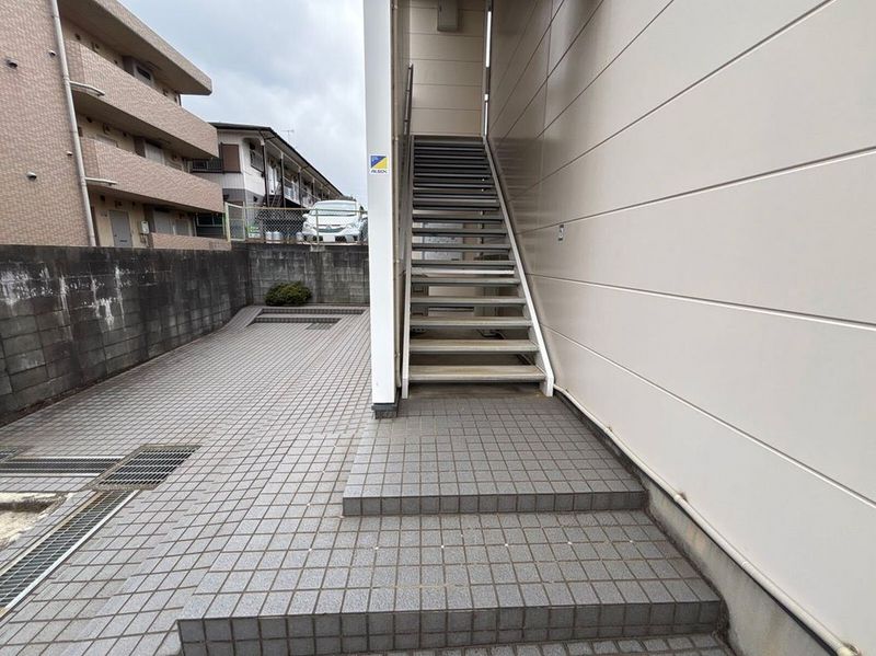 leopalace AMORINO Entrance