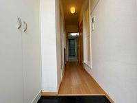 レオパレスラルジュ 玄関