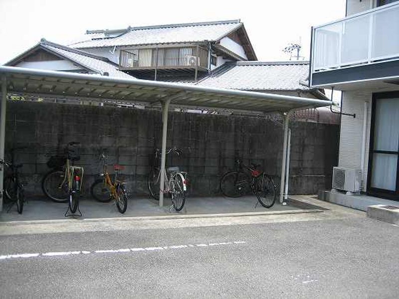 レオパレス高知 共用部分