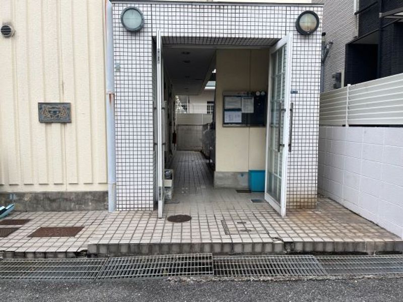 レオパレス住吉 エントランス