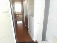 レオパレス慶弐番館 玄関