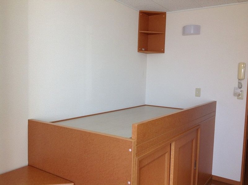 leopalace Alpha Bedroom