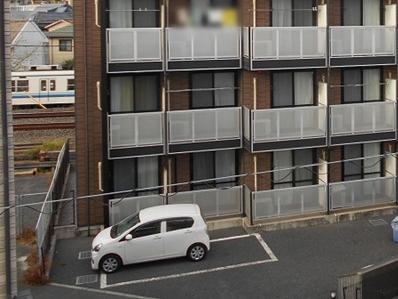 レオパレスエムズ柏 駐車場