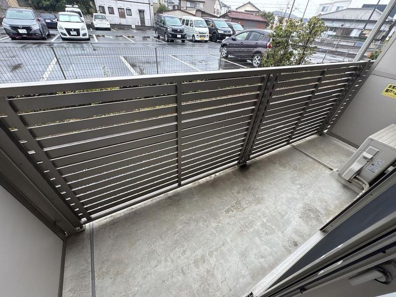 ミランダクレールコート新里 バルコニー