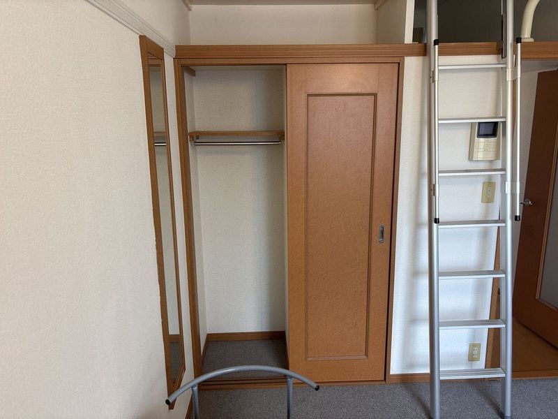 レオパレスブルーヴェール 収納