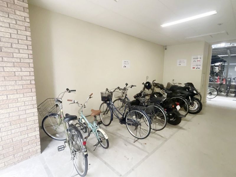 レオパレスＲＥＺＯＮ中百舌鳥 共用部分