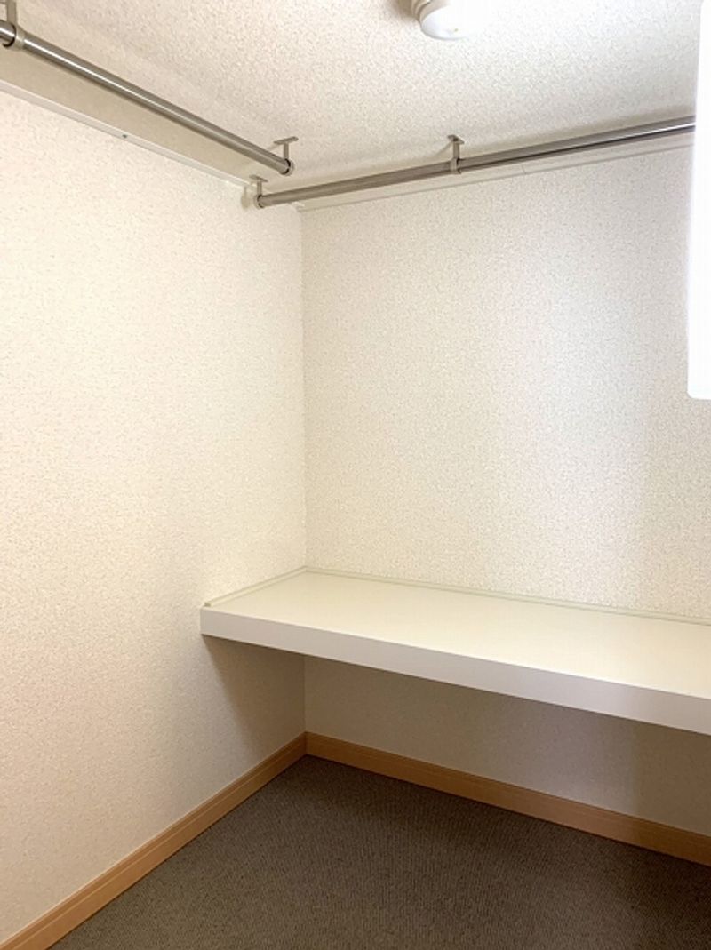 レオパレス緑町Ⅱ 収納