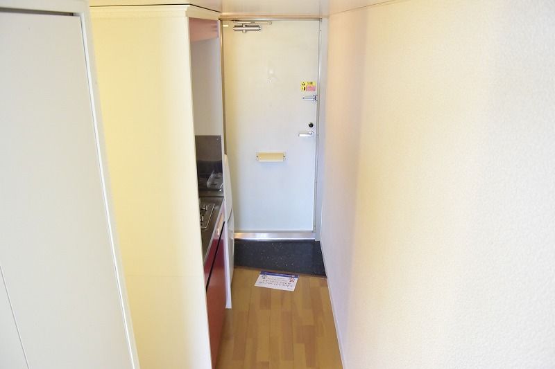 レオパレス１０９’Ｓ 玄関