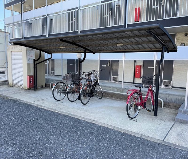 レオパレスエスト逆井 共用部分