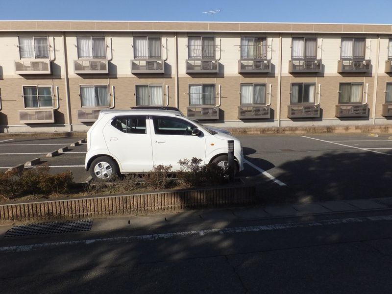 レオネクスト壽アモーレ 駐車場