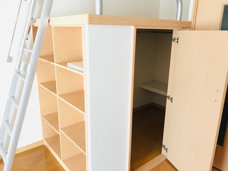 レオパレスプランドール八ヶ崎 収納