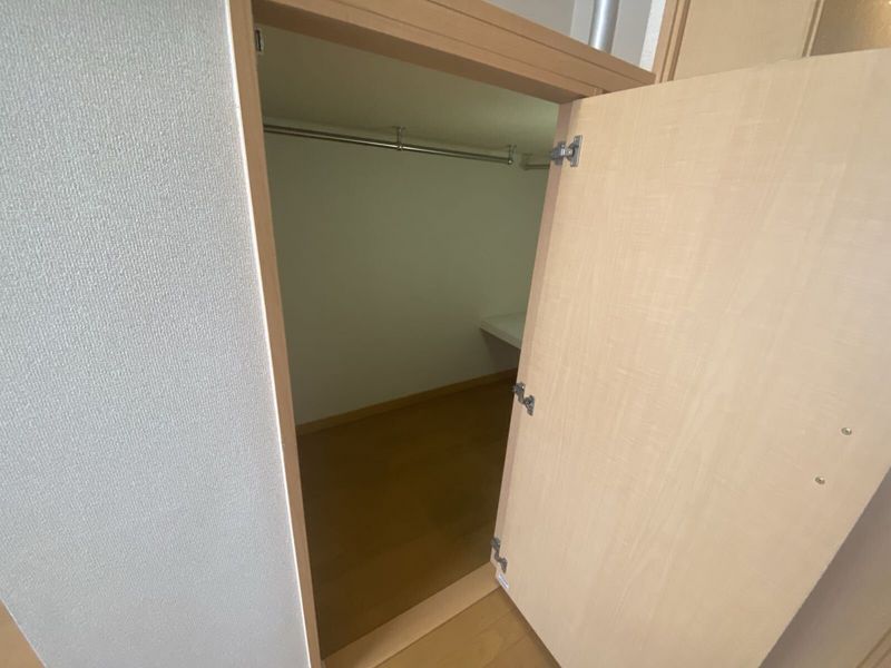 レオパレスエスペランサⅤ 収納