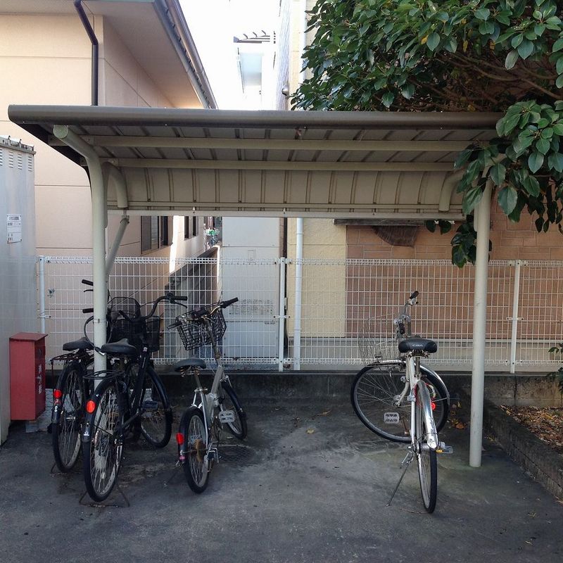 レオパレスエクレール 共用部分