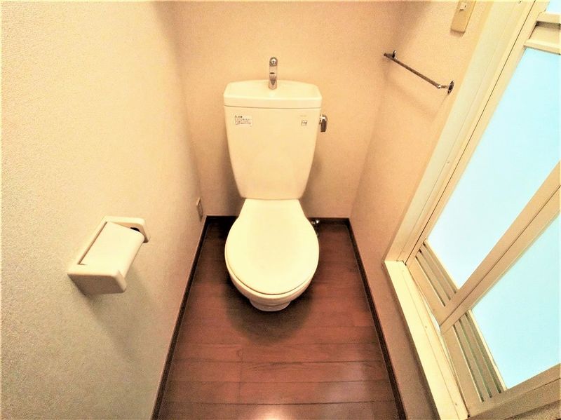 レオパレスひいらぎ トイレ