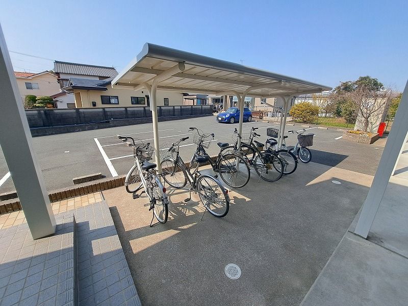 レオパレスプレシャス 共用部分