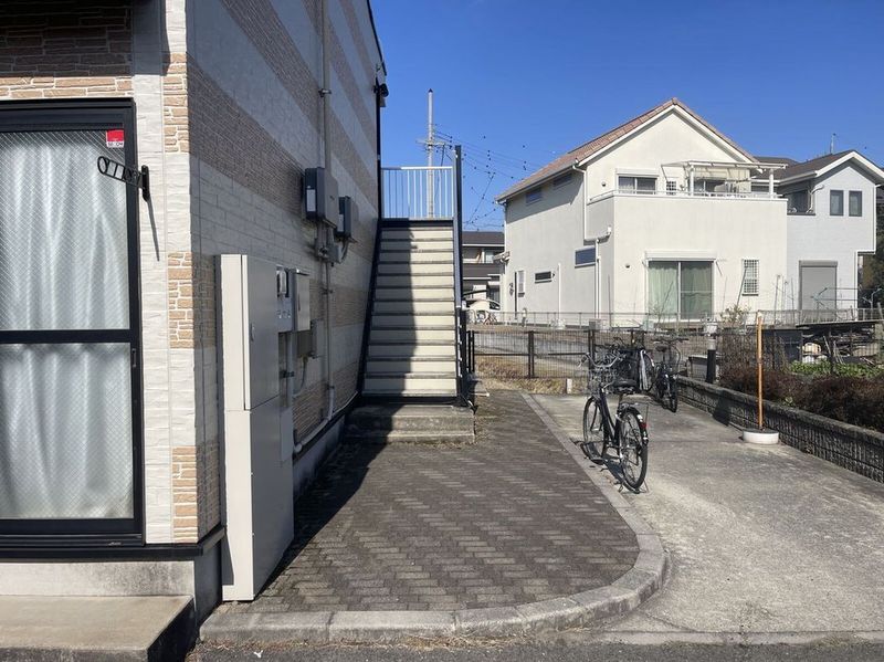 レオパレスルシェルブル金岡 エントランス